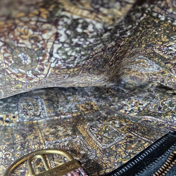 Vintage Tweed Handbag With Brass Fastener, Fantastic Condition! Looks New. - Picture 7 of 16